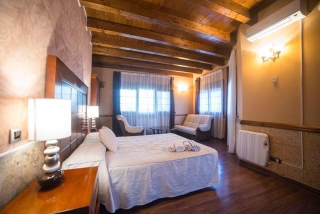 Hostal Rural & Spa Las Vistas Pastrana Esterno foto